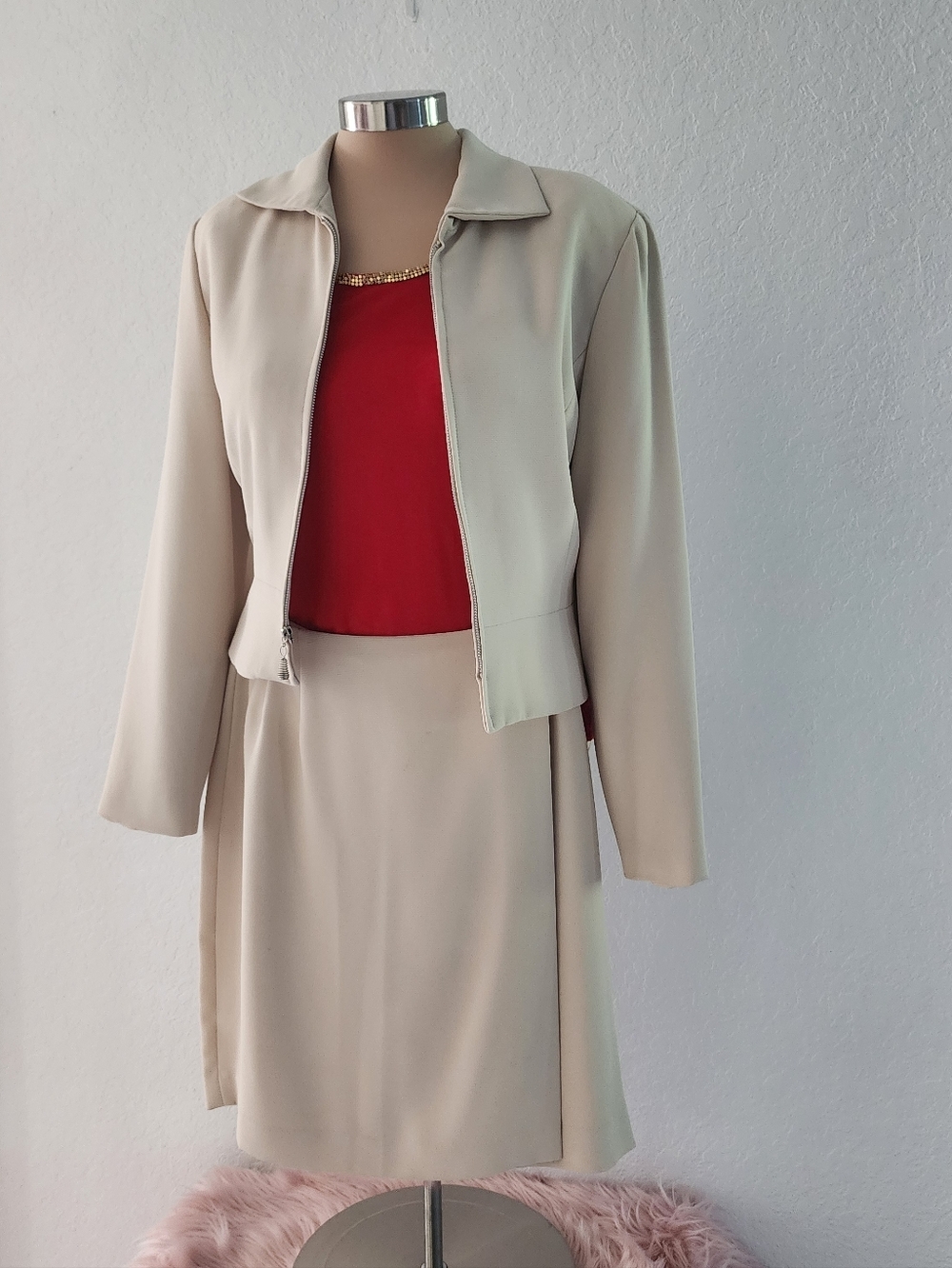 LVNY | Cream Two-Piece Skirt Suit